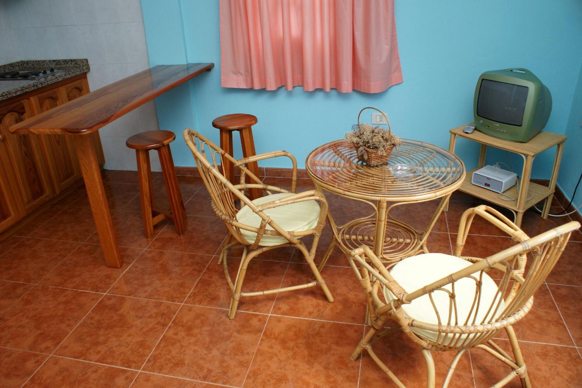 Apartamentos Nelly Valle Gran Rey Rum bild